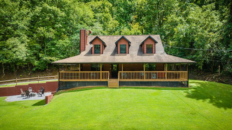 Hidden Hollow Lodge